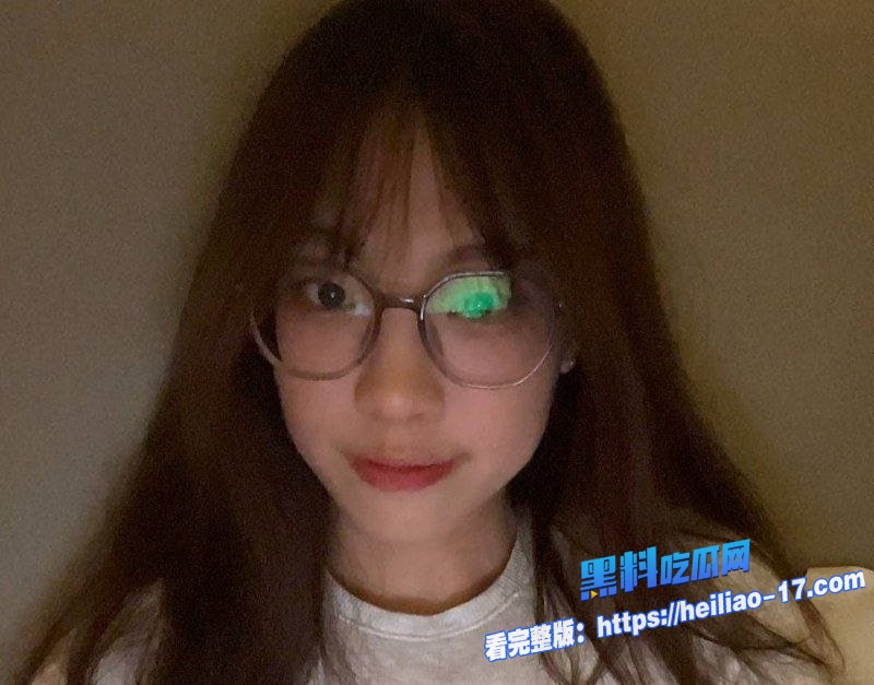 广东中山学生妹张倩倩谈恋爱期间出轨前任被男友发现后曝光性爱视频 1 广东中山学生妹张倩倩谈恋爱期间出轨前任被男友发现后曝光性爱视频 1