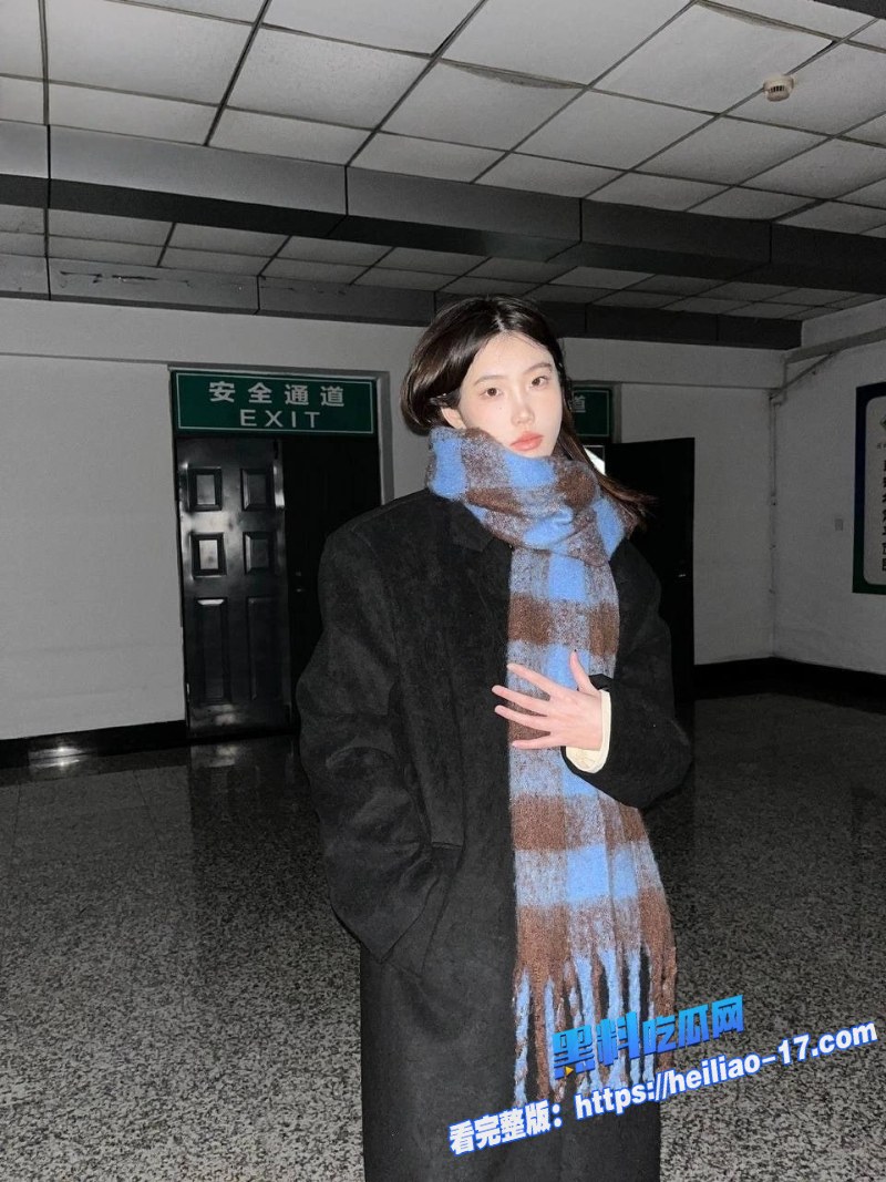 黑龙江艺术系高颜值女神李丽娜性爱视频惨遭泄露高冷御姐秒变乖巧母狗2