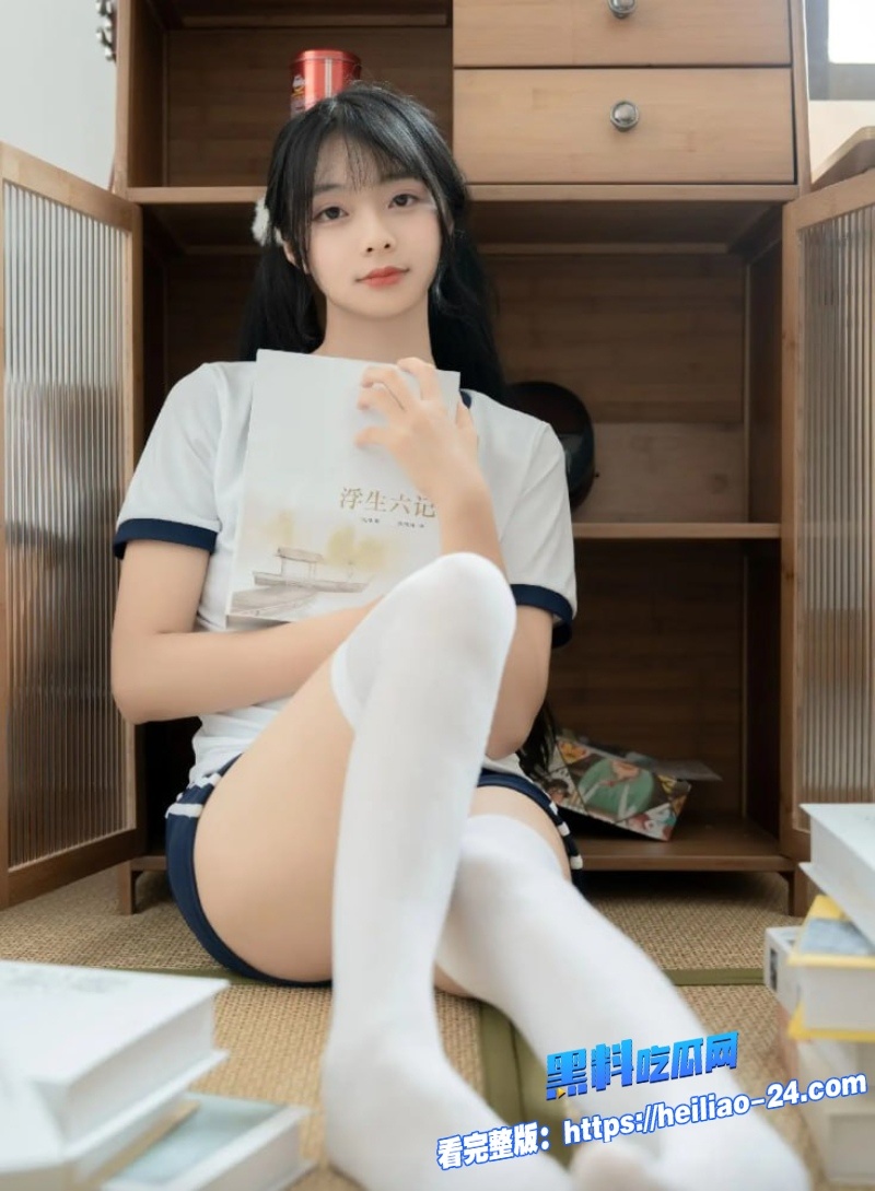 大学双马尾白丝小女友害羞拒绝3P男友先拍私密做爱视频给瓜友欣赏 5 大学双马尾白丝小女友害羞拒绝3P男友先拍私密做爱视频给瓜友欣赏 5