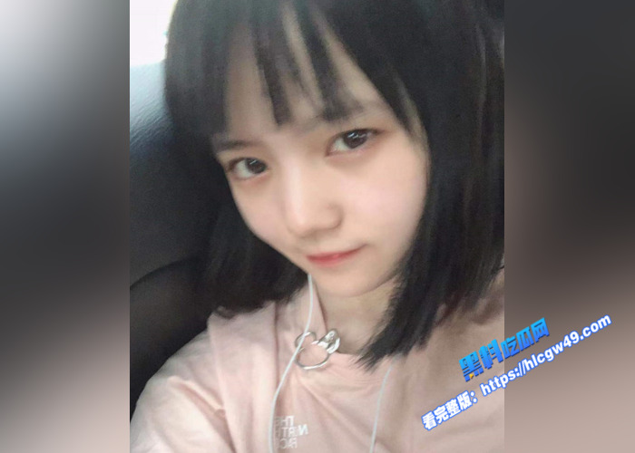 高颜值校花女神 和金主不雅视频泄密 被爸爸调教成合格的小母狗 跪含金主大肉棒 十分乖巧1