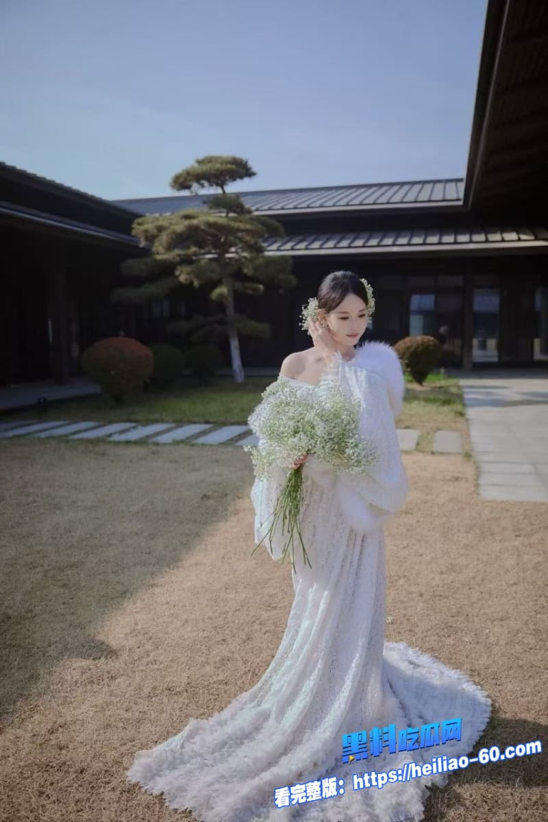 海角父女乱伦父女酒店开房老爸把女儿干到高潮两次嫩逼全被灌满浓精4 海角父女乱伦父女酒店开房老爸把女儿干到高潮两次嫩逼全被灌满浓精4