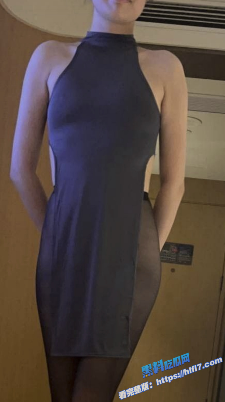 推特淫妻少妇博主 琼久 记录骚货老婆与单男3P 绿帽男在旁边看别人干自己的老婆！3