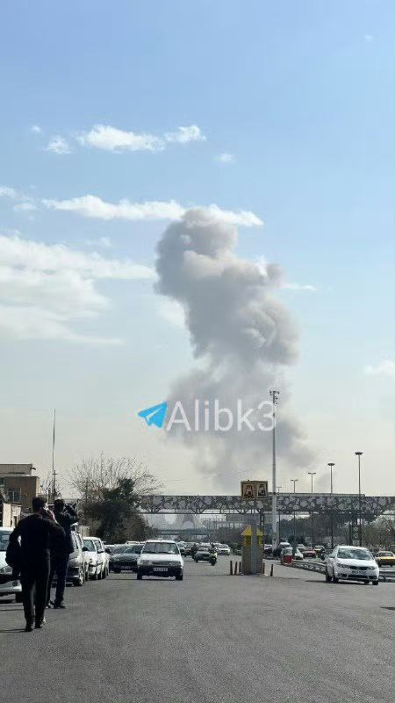 以色列宣布袭击伊朗首都德黑兰市中心发生爆炸2 以色列宣布袭击伊朗首都德黑兰市中心发生爆炸2