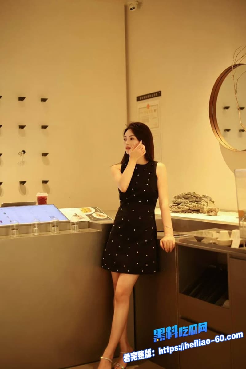 02年高颜值精神小妹酒店做爱视频流出紧致嫩穴被金主疯狂爆操到直接哭真是母狗本狗啊4