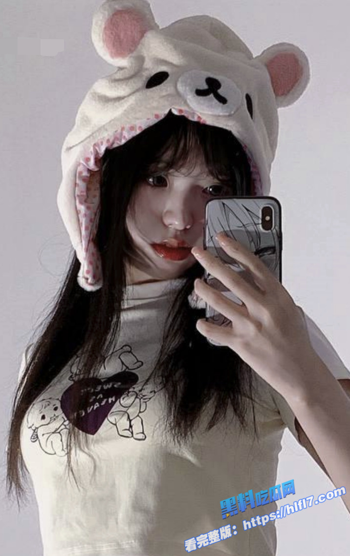 推特网红福利姬美少女 真真 肤白貌美 大尺度私拍写真福利流出 无毛白虎一线天！1