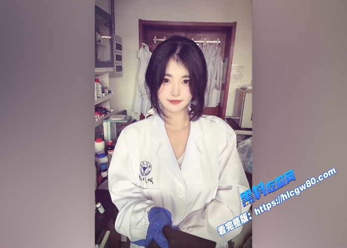 抖音眼镜女博士日日葵花 网恋奔现被偷拍性爱视频曝光!在床上超级婊比小姐都骚!就是喜欢眼镜妹够反差 图3 抖音眼镜女博士日日葵花 网恋奔现被偷拍性爱视频曝光!在床上超级婊比小姐都骚!就是喜欢眼镜妹够反差 图3