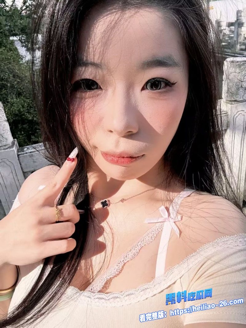 网红东坡先生约炮碎花裙小姐姐福利视频流出 5 网红东坡先生约炮碎花裙小姐姐福利视频流出 5