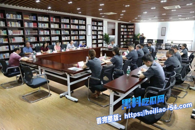 重庆垫江县副主任余凤春节被原配怒曝约炮视频 24