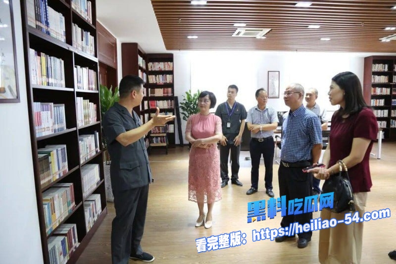 重庆垫江县副主任余凤春节被原配怒曝约炮视频 25