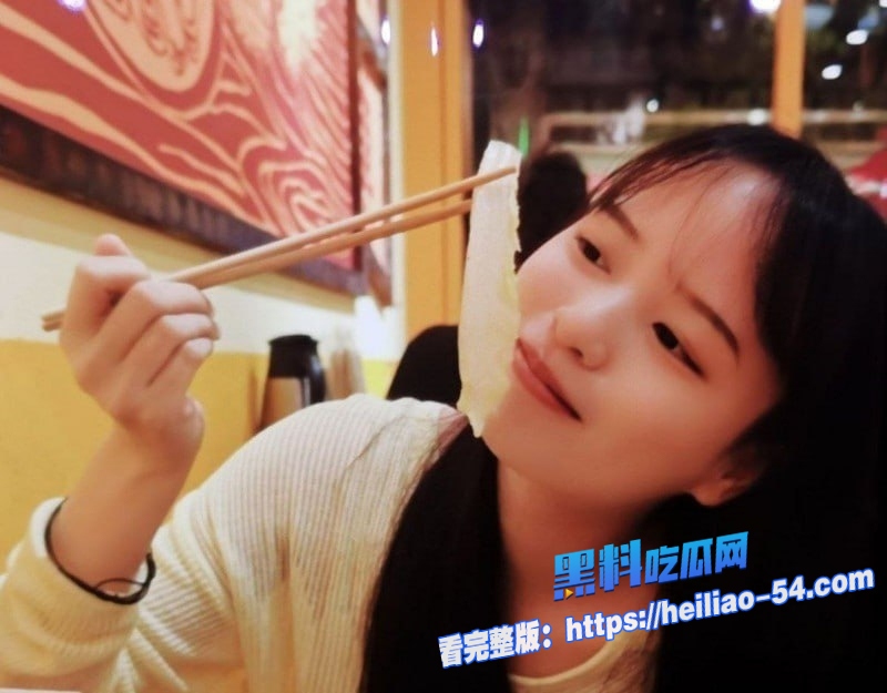 瓜友投稿广西来宾周洁被男友偷拍私密生活照床照全网甩出2 瓜友投稿广西来宾周洁被男友偷拍私密生活照床照全网甩出2