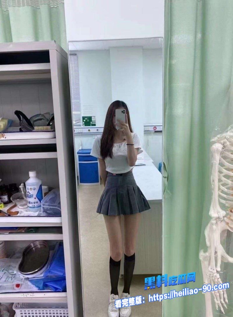 最新校园泄密极品反差大学生与男友开房视频流出妹子身材很好胸又大又白捏住奶子爆操最爽了3