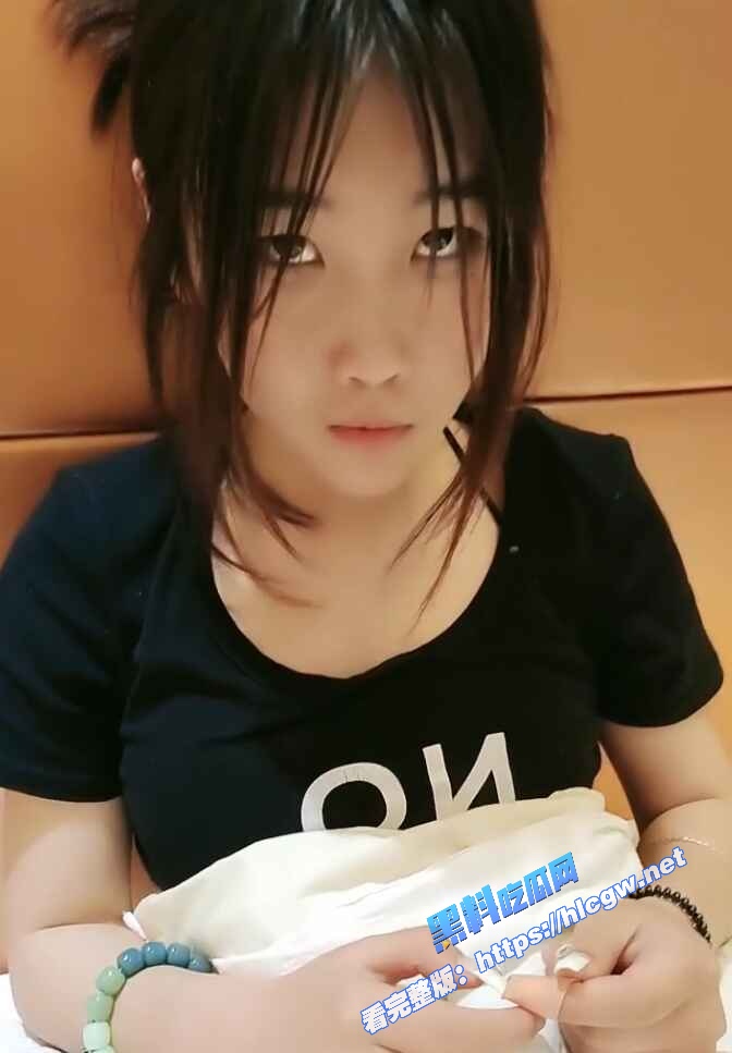 18岁的妹妹照片
