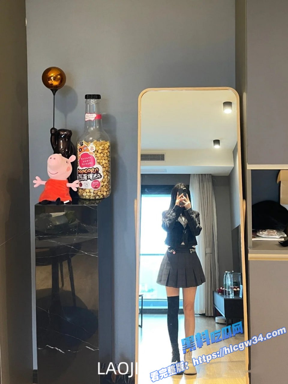 推特极品人妻 4KEternal 会员定制视频流出 多人淫乱大战 场面极其炸裂2