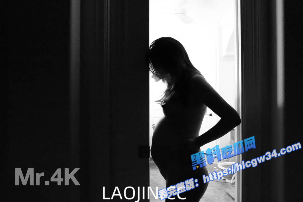 推特极品人妻 4KEternal 会员定制视频流出 多人淫乱大战 场面极其炸裂11