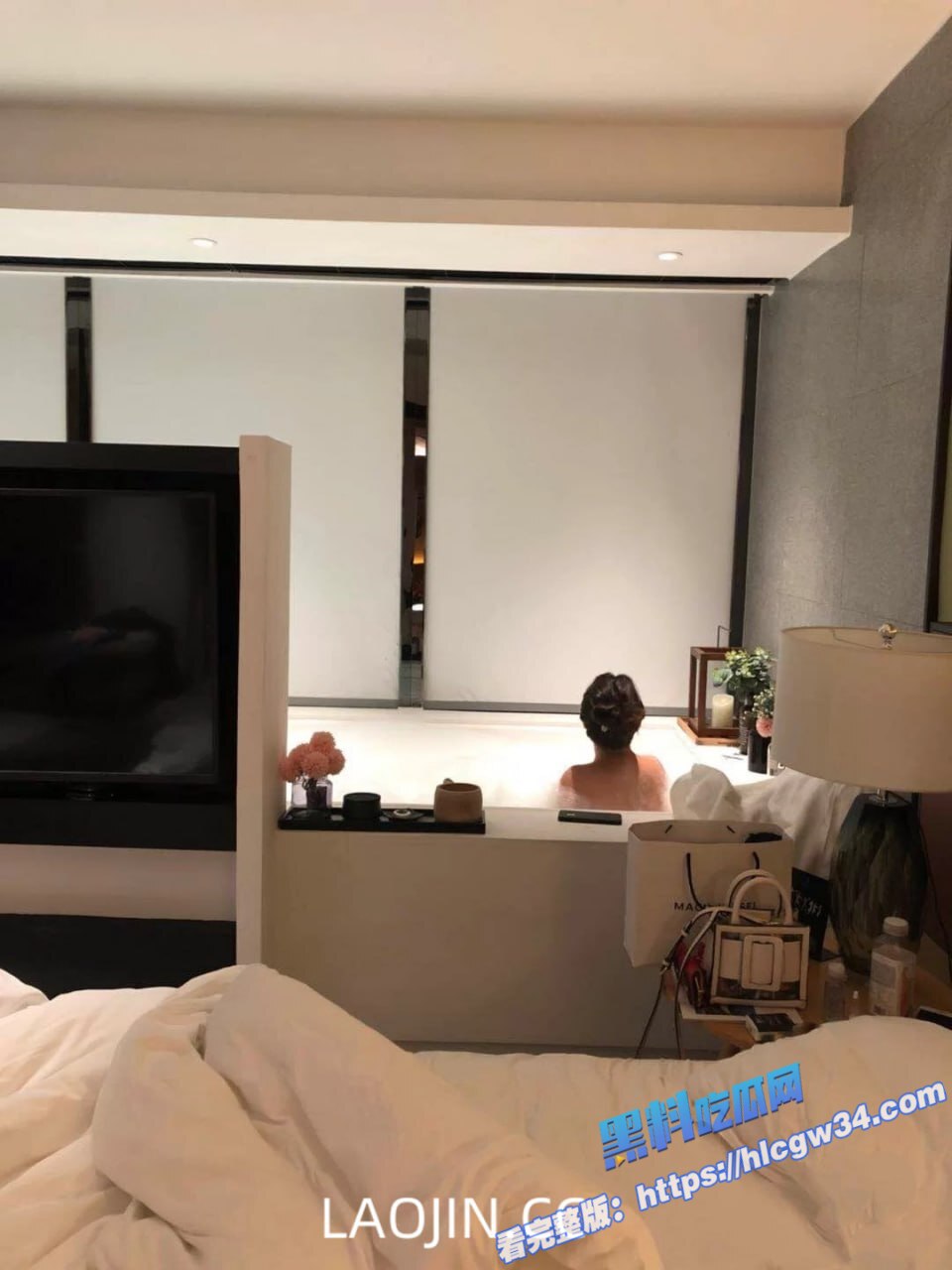 推特极品人妻 4KEternal 会员定制视频流出 多人淫乱大战 场面极其炸裂48
