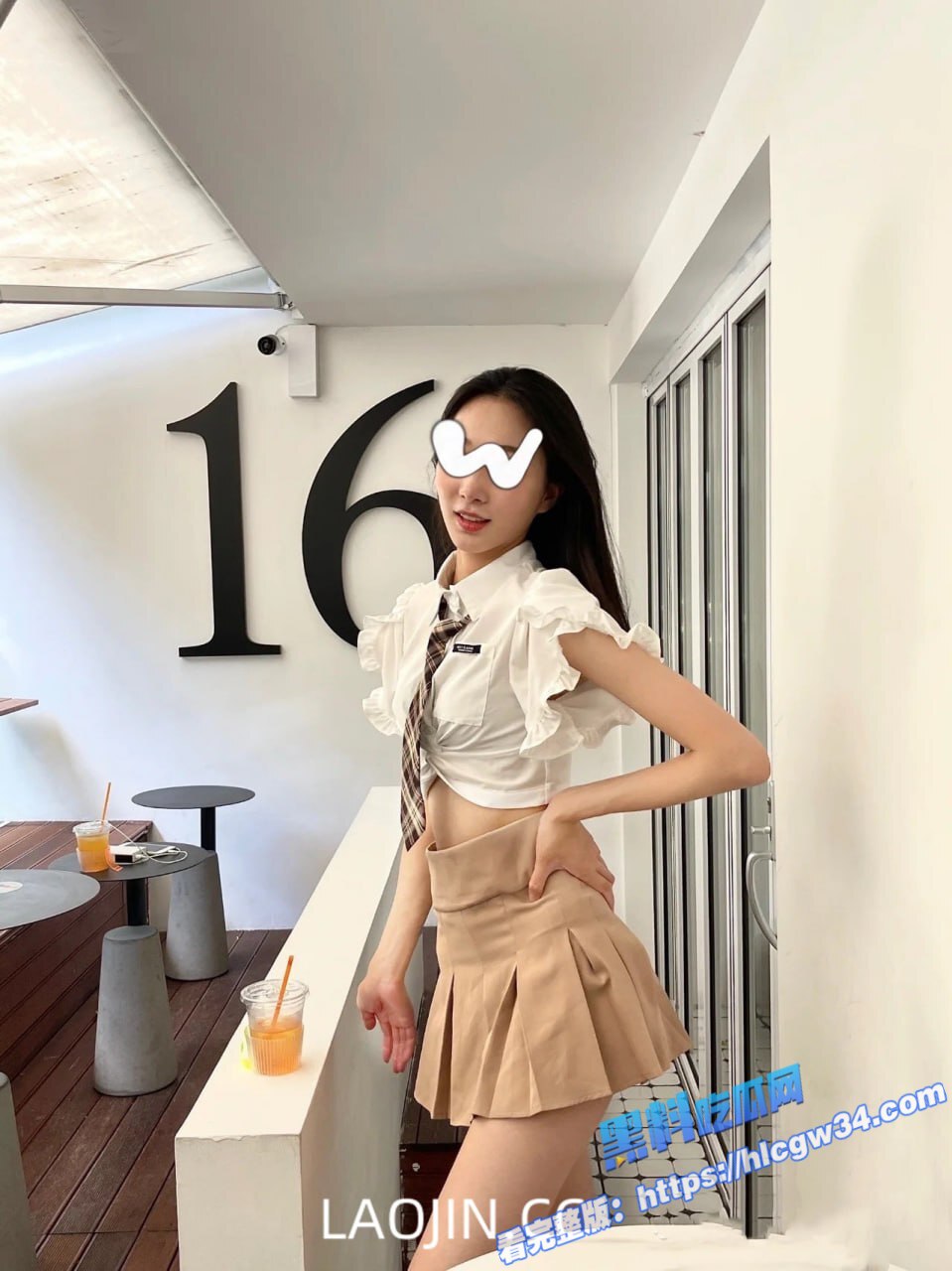 推特极品人妻 4KEternal 会员定制视频流出 多人淫乱大战 场面极其炸裂76