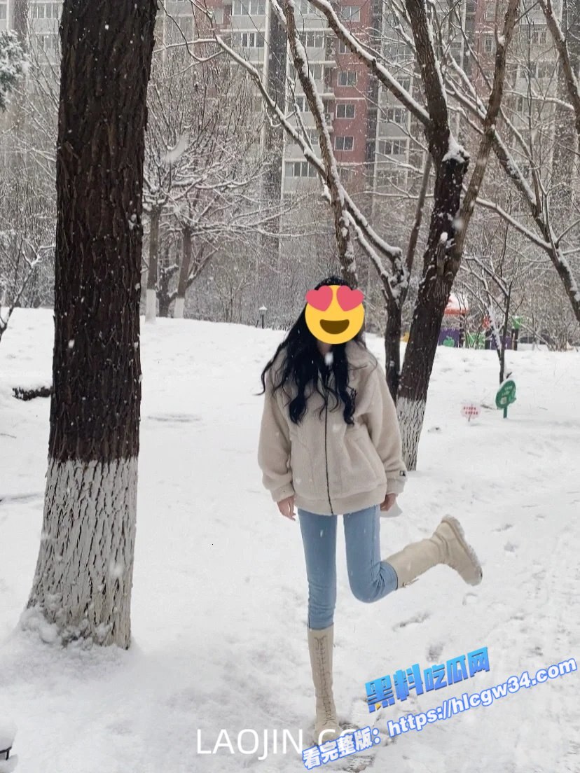 推特极品人妻 4KEternal 会员定制视频流出 多人淫乱大战 场面极其炸裂118