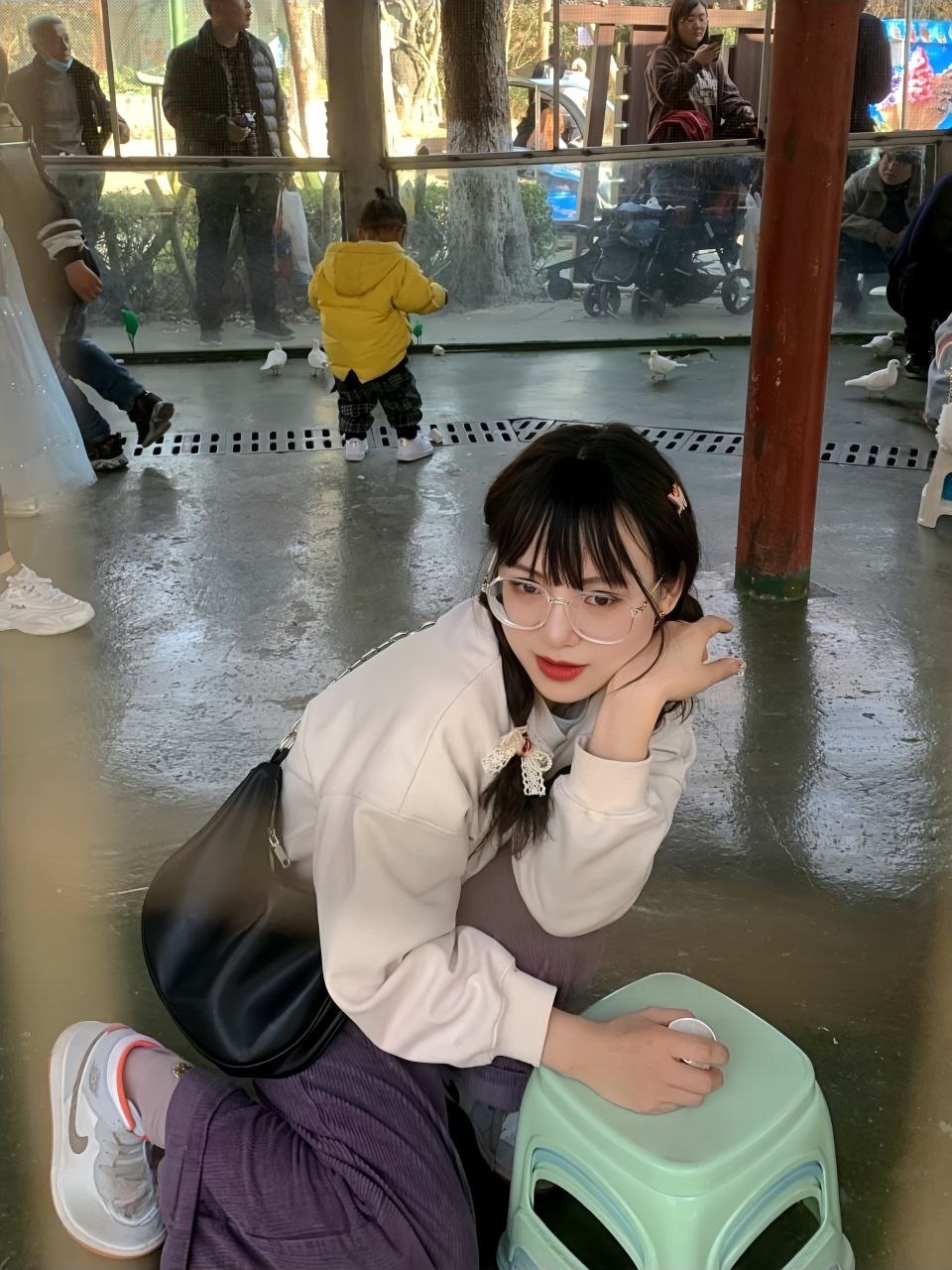 山西太原反差眼镜妹李斯羽自拍不雅视频流出炮机自慰口交肉棒骚的要命 图1