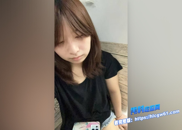 土肥圆和矮穷龊情侣性爱视频流出爆笑对白我的大不大说实话没我前任的大 图3