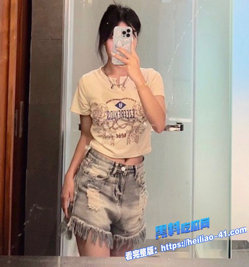 瓜友投稿广东极品小骚逼陈qy肤白貌美大长腿性爱视频流出2 瓜友投稿广东极品小骚逼陈qy肤白貌美大长腿性爱视频流出2
