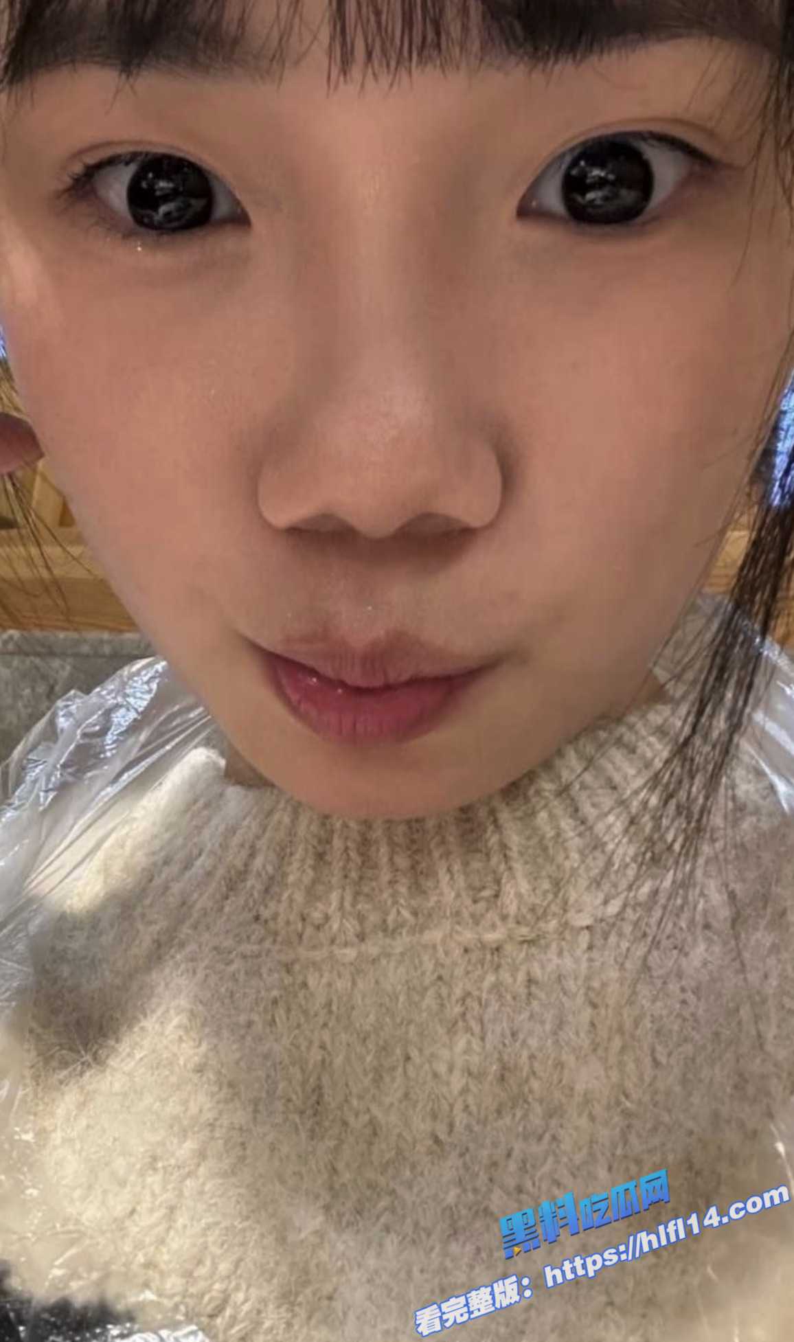 瓜友投稿 湖北武汉学生妹 为了钱被我包养两三个月 小穴已经有点发黑了！5
