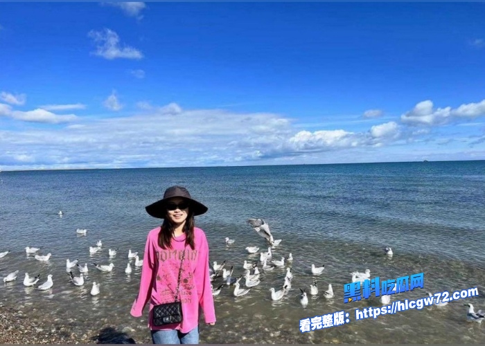 杭州浙商银行母狗周雪瑶性瘾极强爱玩3P背着男友外出约炮被内射海量性爱私拍疯传全网 图3