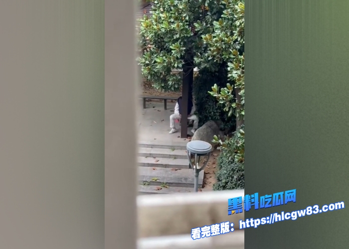 劲爆徐州技师学院 小亭子情侣激情大秀引爆全网 事件原视频由黑料吃瓜网独家曝光莘莘学子 学的不一定是知识啊4