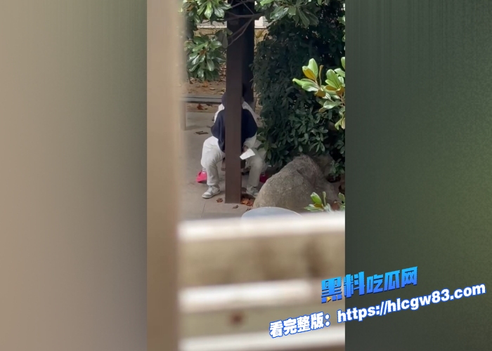 劲爆徐州技师学院 小亭子情侣激情大秀引爆全网 事件原视频由黑料吃瓜网独家曝光莘莘学子 学的不一定是知识啊3
