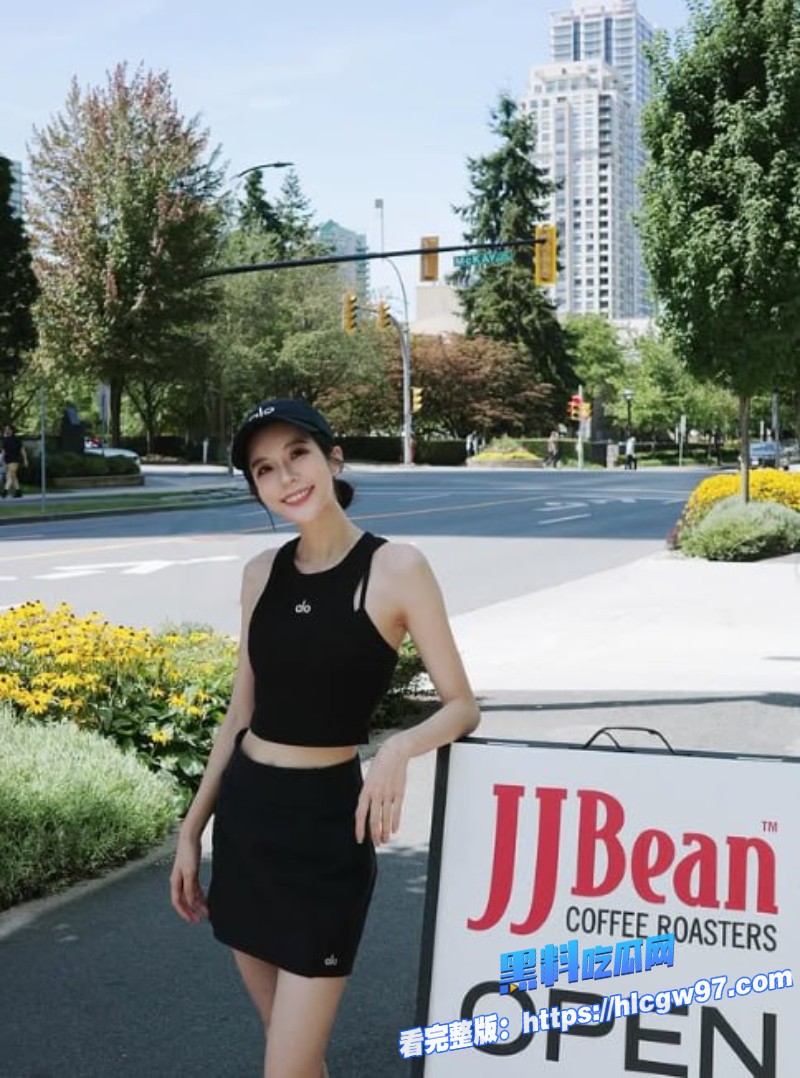 华裔御姐Alice的这也太反差啦 6