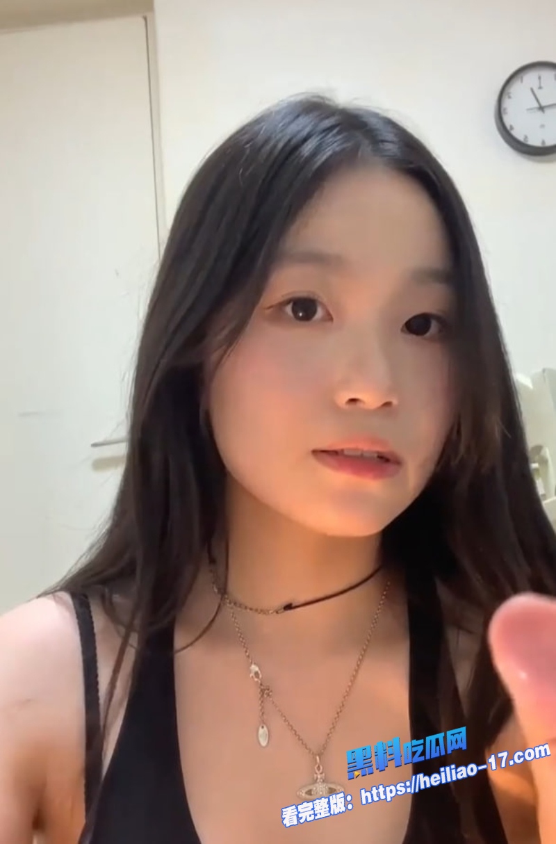 高颜值反差母狗王晓雨伺候金主爸爸私密视频炸裂曝光2 高颜值反差母狗王晓雨伺候金主爸爸私密视频炸裂曝光2