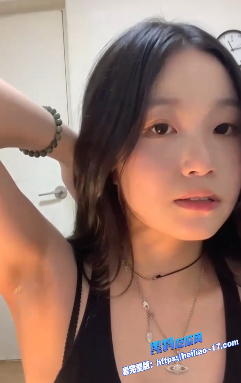 高颜值反差母狗王晓雨伺候金主爸爸私密视频炸裂曝光4 高颜值反差母狗王晓雨伺候金主爸爸私密视频炸裂曝光4