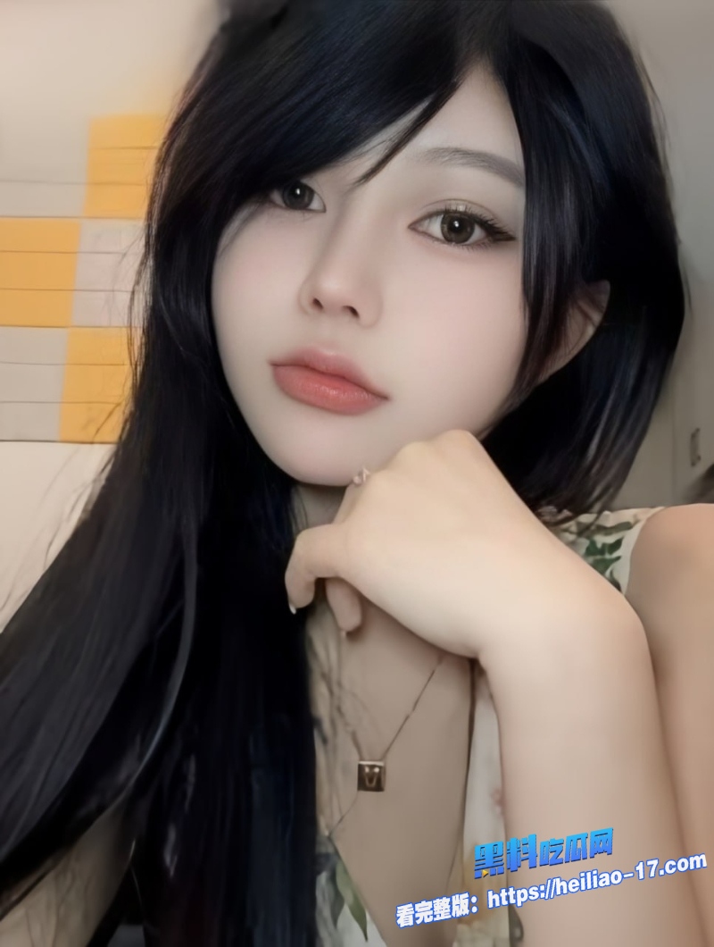 抖音网红Ivy和金主裸聊视频曝光人骚活好听指挥捏乳抠逼特写放飞自我后简直是不可多得的骚母狗 4 抖音网红Ivy和金主裸聊视频曝光人骚活好听指挥捏乳抠逼特写放飞自我后简直是不可多得的骚母狗 4