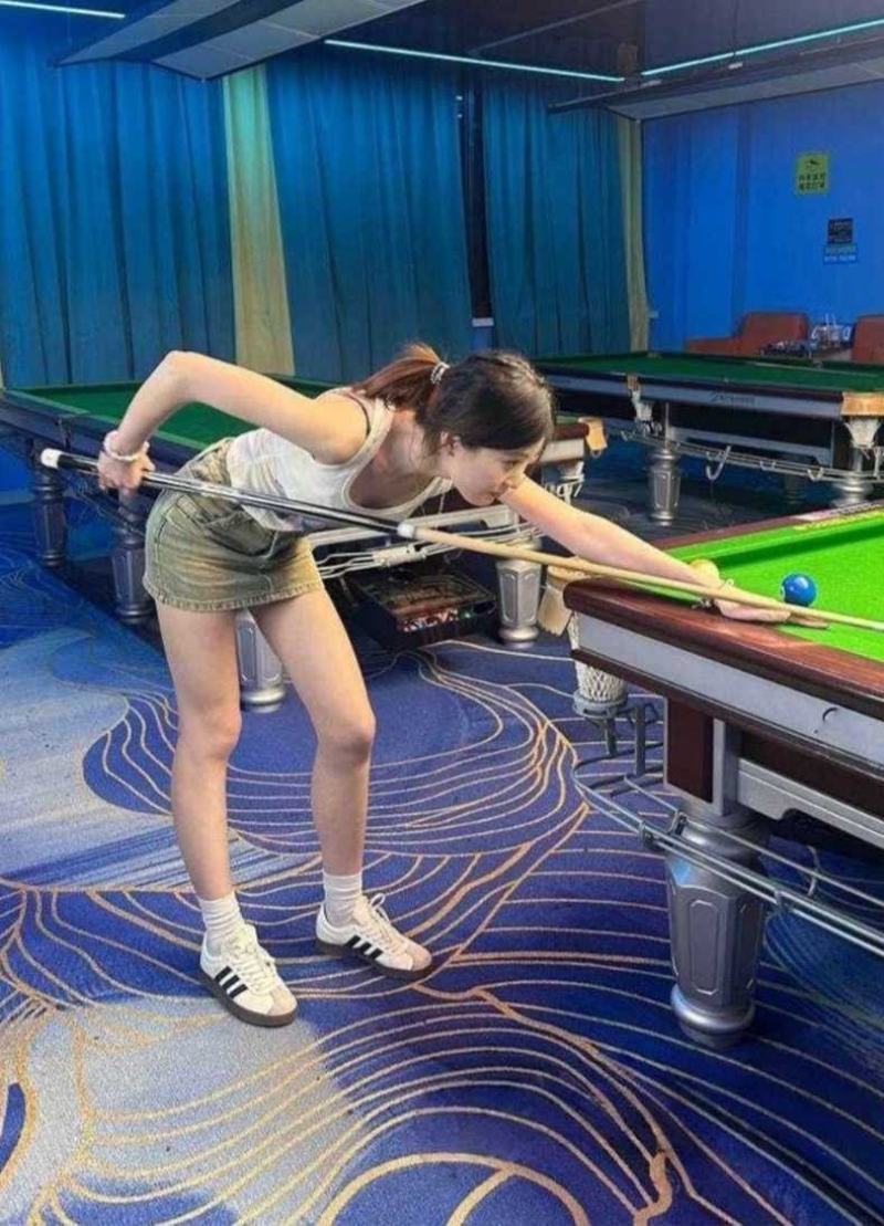 河南大学清纯学妹周沐卉4