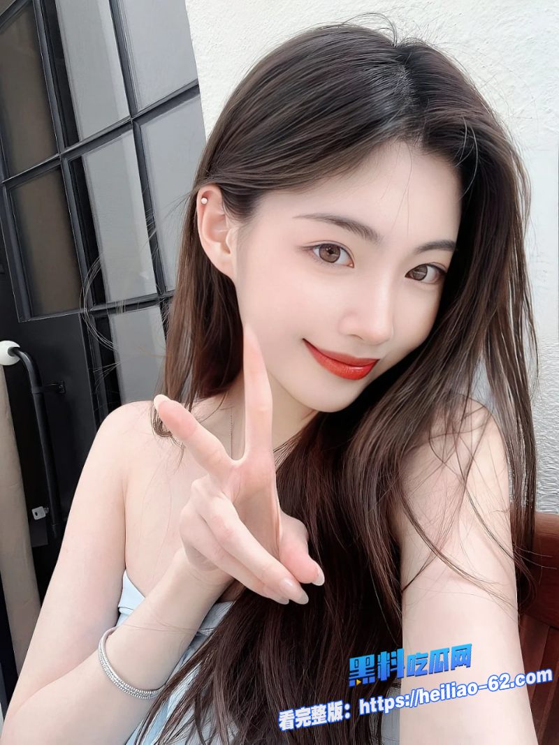 海角真实父女乱伦兽父哄骗女儿楼道深喉吞鸡巴2