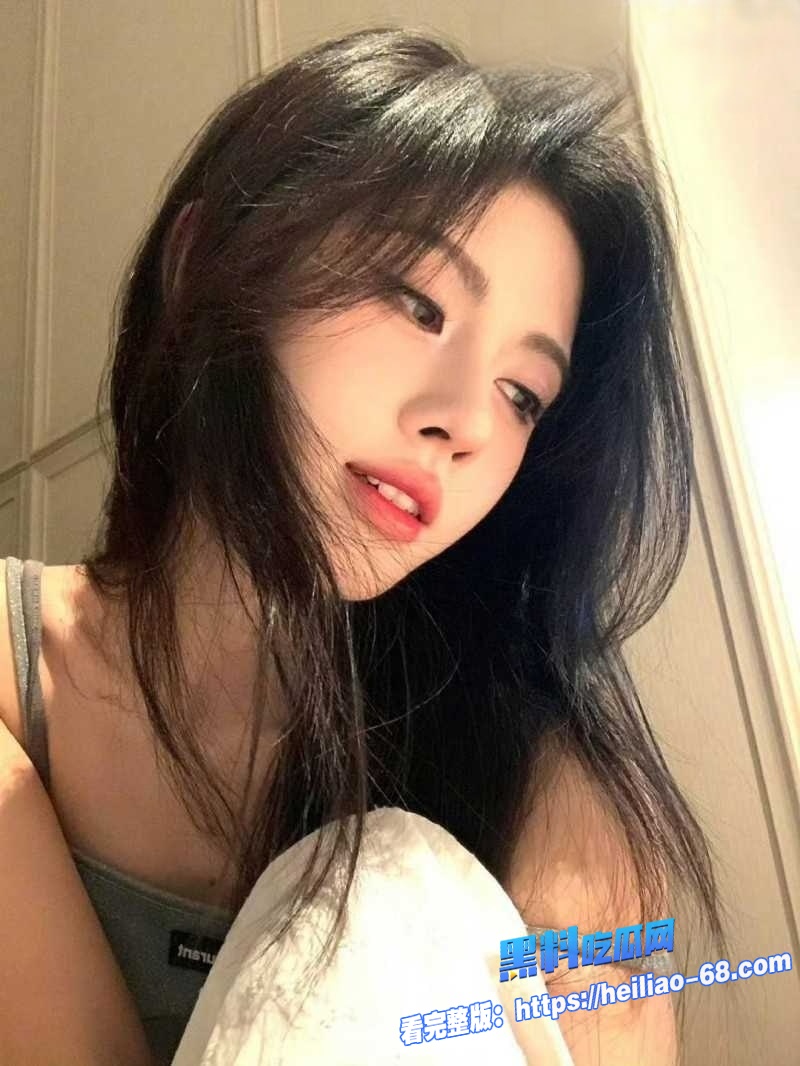 超一线花旦鞠婧祎解约翻脸丝芭传媒实名举报偷税漏税还甩出早期私密视频11