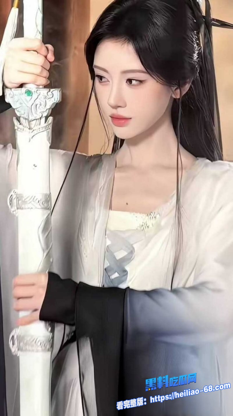 超一线花旦鞠婧祎解约翻脸丝芭传媒实名举报偷税漏税还甩出早期私密视频13