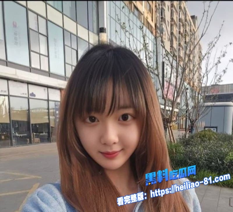 湖南极品女大学生蒋鑫鑫为买手机裸贷麻花辫骚浪自慰太会玩了你敢看吗5