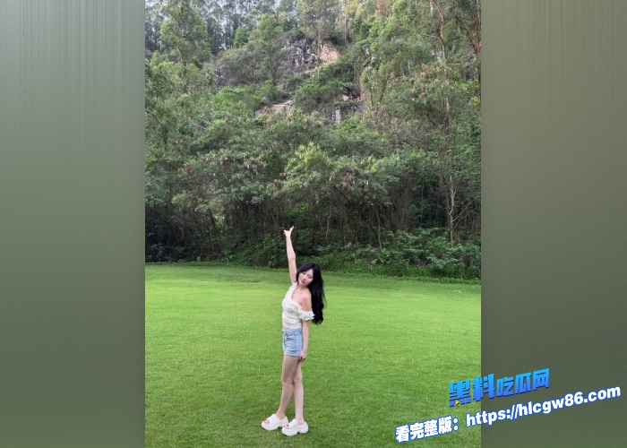 宿舍偷拍苗条美女女大学生出浴后擦拭水珠拉伸身姿缓缓穿衣全过程 8 宿舍偷拍苗条美女女大学生出浴后擦拭水珠拉伸身姿缓缓穿衣全过程 8