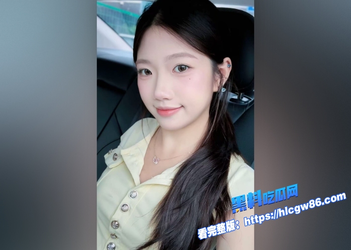瓜友投稿极品身材颜值的小美女奶子十分坚挺与男友出租屋甜蜜做爱简直激情四射4 瓜友投稿极品身材颜值的小美女奶子十分坚挺与男友出租屋甜蜜做爱简直激情四射4