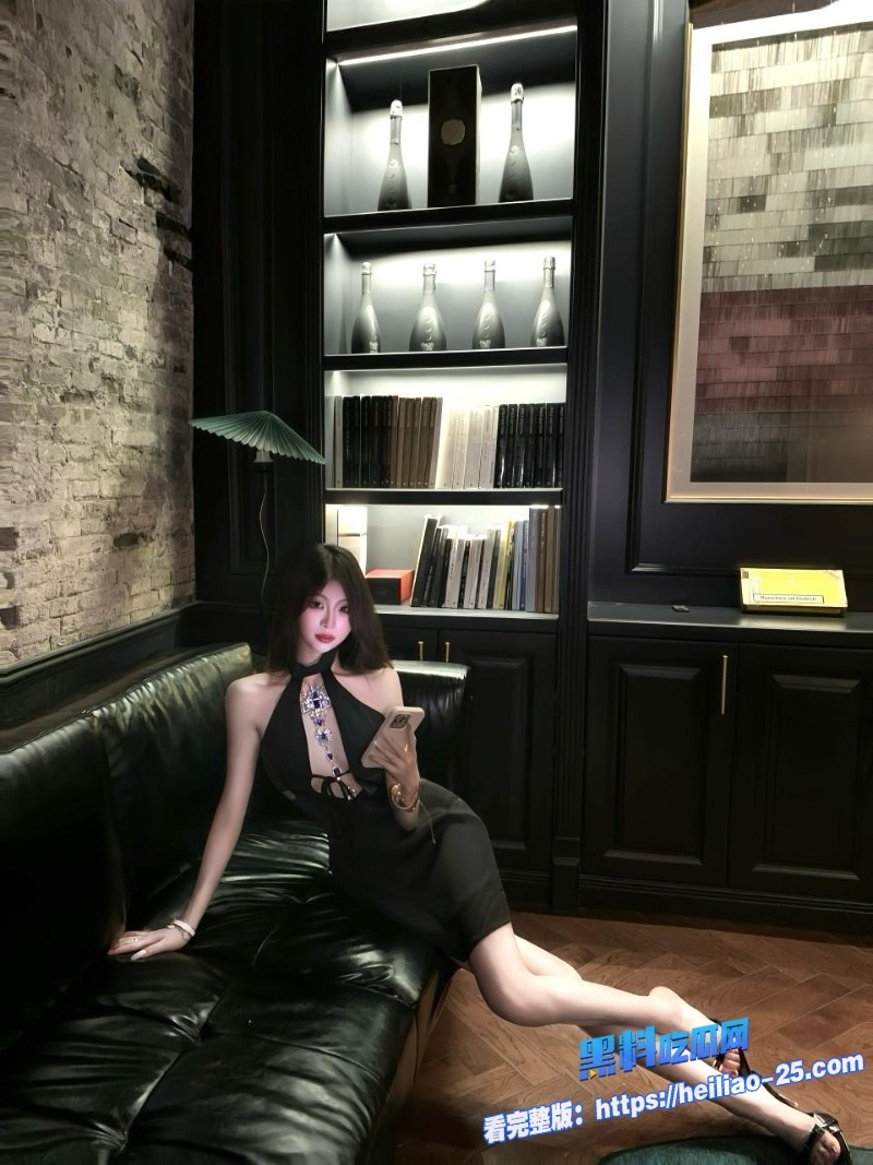 女儿一边和男朋友玩狼人杀一边感受了人生第一次高潮喷水禁忌爱欲一触即发 5