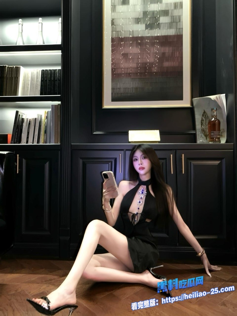 女儿一边和男朋友玩狼人杀一边感受了人生第一次高潮喷水禁忌爱欲一触即发 7