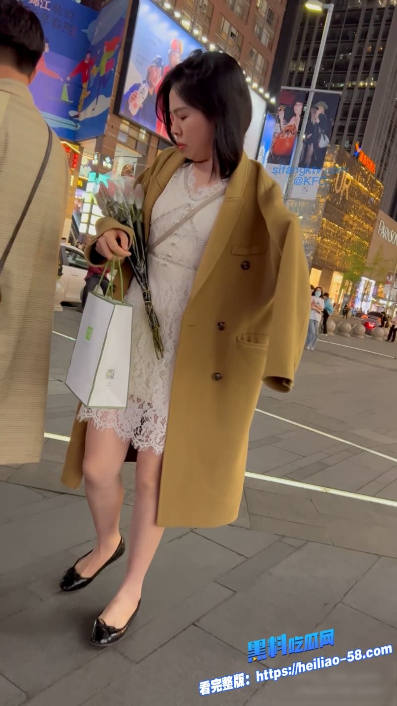 街头偷拍大神再出新作街头偷拍不穿内裤的极品学姐骚穴毛稀疏看的小编已去打了一发7 街头偷拍大神再出新作街头偷拍不穿内裤的极品学姐骚穴毛稀疏看的小编已去打了一发7