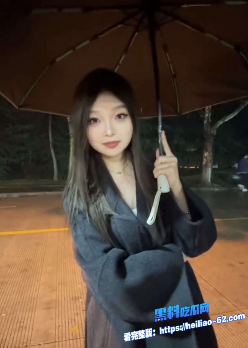 高颜值精神小妹被黄毛PUA轻松拿下酒店换花式制服疯狂吞精翘起臀部被无套疯狂打桩5 高颜值精神小妹被黄毛PUA轻松拿下酒店换花式制服疯狂吞精翘起臀部被无套疯狂打桩5