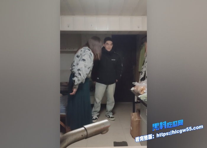 伪娘阿红色诱猛男第十期肌肉猛男专期红姐化身榨精魅魔疯狂吮吸肌肉男大屌把猛男吸的神魂颠倒 图6WH700x500px