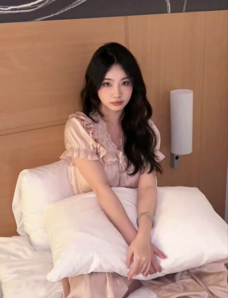 抖音百万粉网红F小奇塌房6