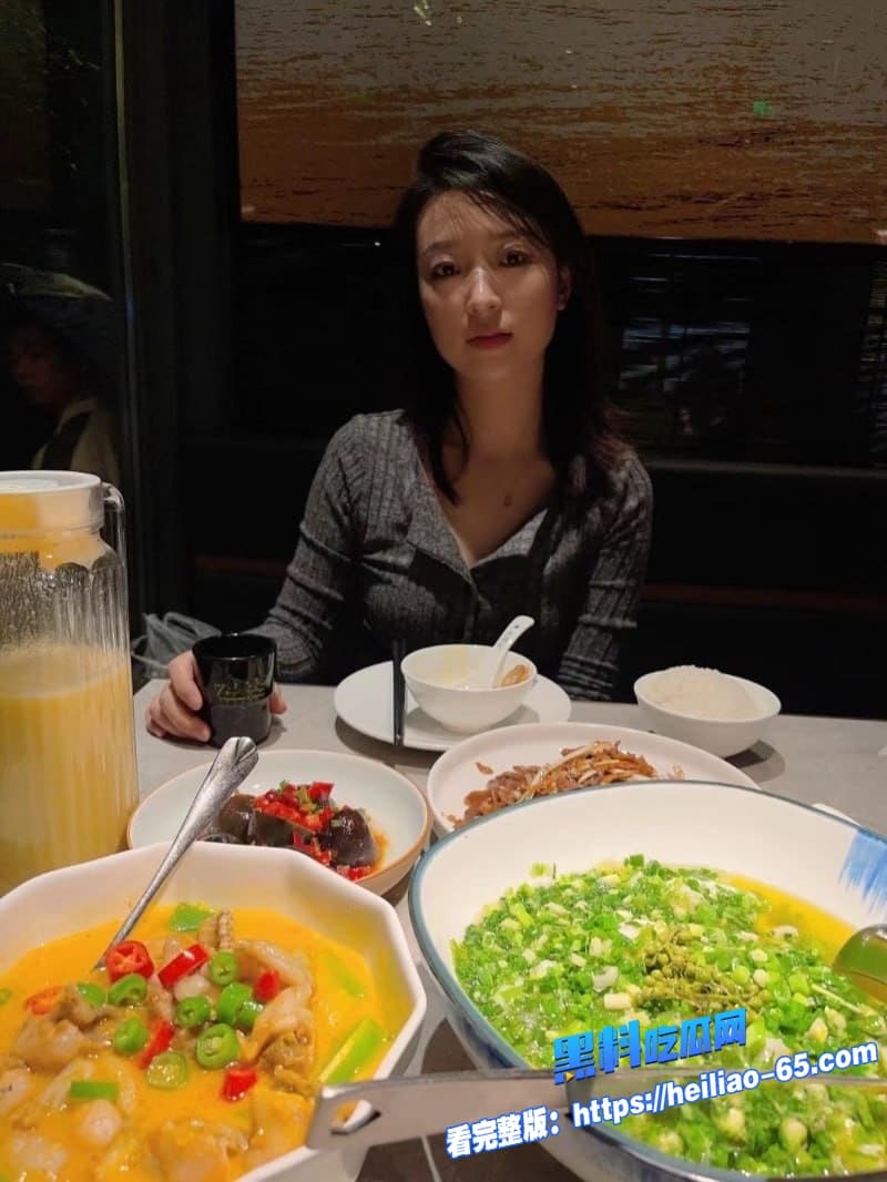 瓜友投稿杭州高颜值美女李娅琳私密视频爆出清纯女神竟和富二代酒店猛干太反差9