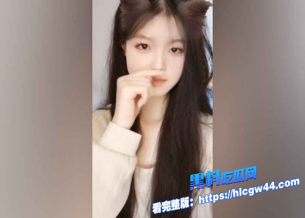 国产高颜值美少女金玧蒽自拍露奶视频流出粉嫩小乳头可惜就是奶子不大 8 国产高颜值美少女金玧蒽自拍露奶视频流出粉嫩小乳头可惜就是奶子不大 8