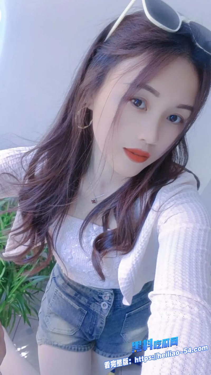 有这样的老婆还打游戏骚浪老婆自慰娇喘诱惑楼梯掐脖子后入猛干5 有这样的老婆还打游戏骚浪老婆自慰娇喘诱惑楼梯掐脖子后入猛干5