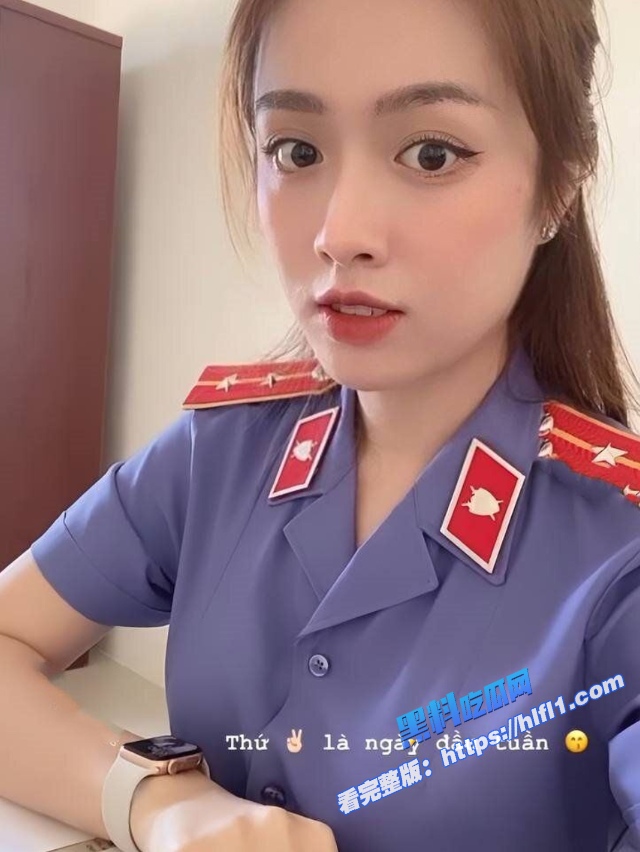 越南美女检察官 与男友大尺度自拍泄密流出 越南妹是真的又白又骚啊！2