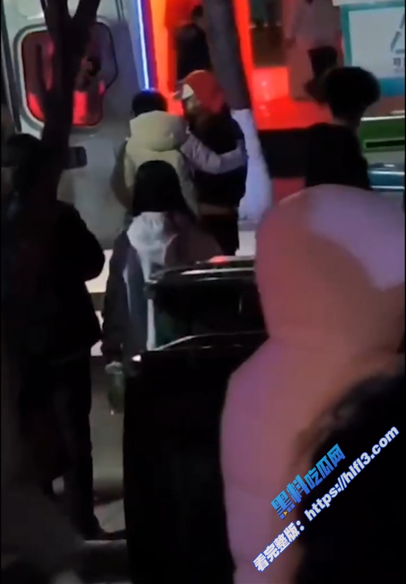山西晋中师范学校曝出大瓜 教育系大一女生厕所产子 丢弃被发现 现场视频曝光！10